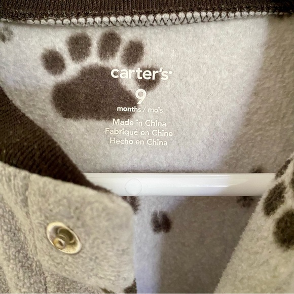 Bundle of Fuzzy Pajamas/Sleepers 6-9M - Picture 5 of 15